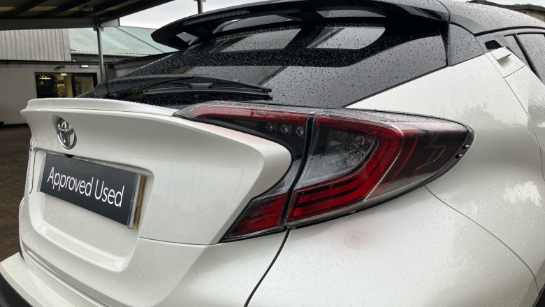 Toyota C-HR 1.2T Dynamic 5dr CVT Petrol Hatchback